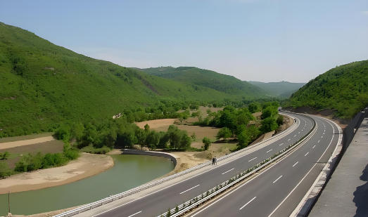 铜黄高速公路项目